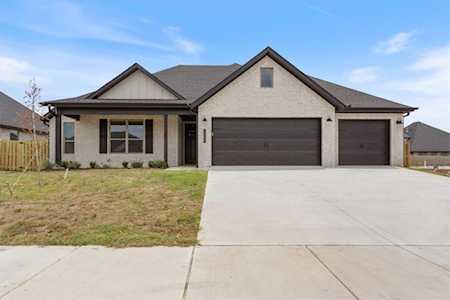 1341 Paragon Dr Centerton, AR 72719