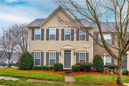 8203 Bridgegate Dr Huntersville, NC 28078