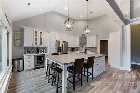 398 Catalina Dr Mooresville, NC 28117