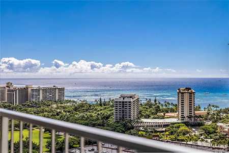 1925 Kalakaua Avenue #2801 Honolulu, HI 96815