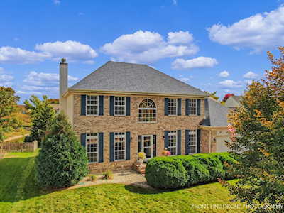 404 Joseph Ct Oswego, IL 60543