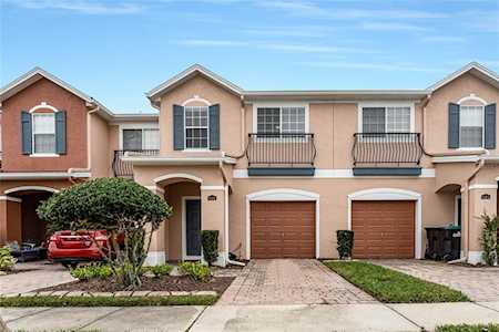 921 Pine Pointe Ln Orlando, FL 32828