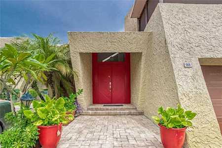 28 Casarena Ct Winter Haven, FL 33881