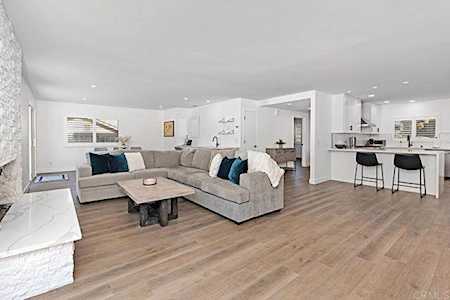 7643 Nueva Castilla Way Carlsbad, CA 92009