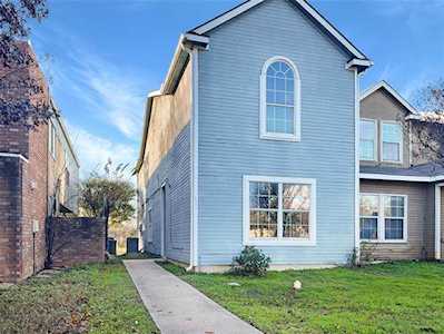 621 W Union Bower Road Irving, TX 75061