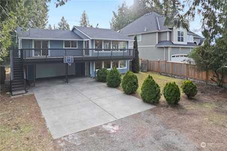 20009 Cascade Dr E Bonney Lake, WA 98391
