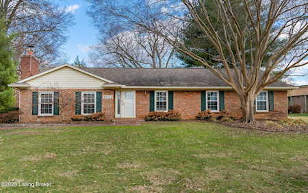 1502 Mccarthy Ct Louisville, KY 40222