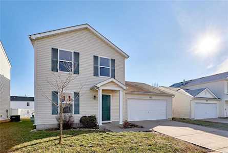 3006 Village Glen Dr Wentzville, MO 63385