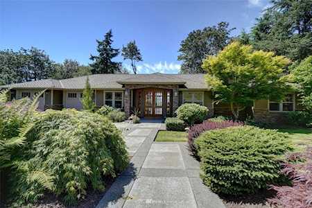30227 25th Ave SW Federal Way, WA 98023