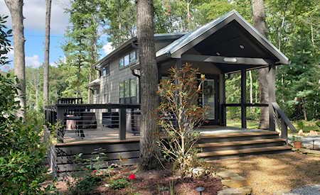 318 Waters Edge Way Tracy City, TN 37387