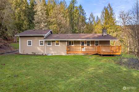 8411 361st Ave NE Carnation, WA 98014
