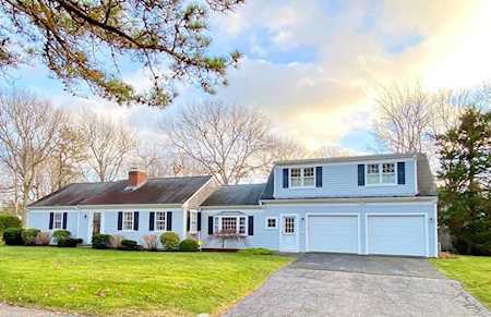 48 Little Dipper Ln Yarmouth, MA 02664