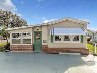 9 Saddlebag Trl Lake Wales, FL 33853