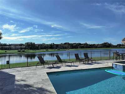 6988 Bitterbush Pl Boynton Beach, FL 33472