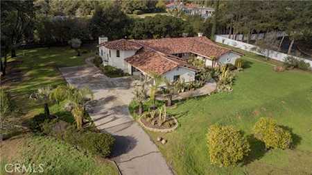 2 Gateview Drive Fallbrook, CA 92028