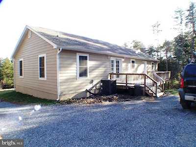 140 Guard Rd Middletown, VA 22645