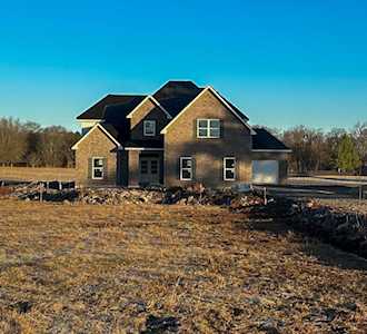 7017 Virgil Court Murfreesboro, TN 37129