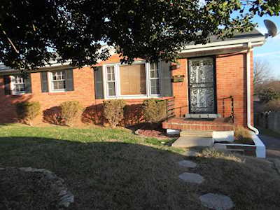 1186 Kelsey Dr Lexington, KY 40504