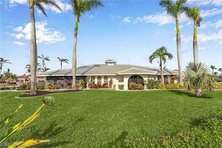 3303 SE 18th Place Cape Coral, FL 33904