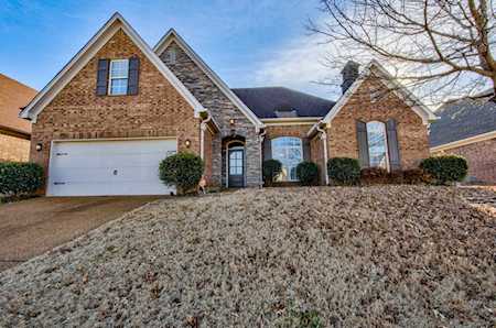 9181 Sugarwood Dr Cordova, TN 38016