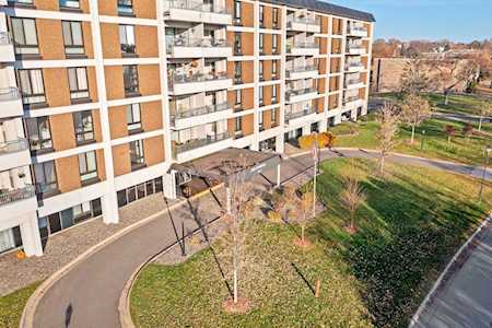 6400 York Avenue S #203 Edina, MN 55435
