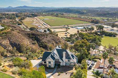 4590 Vista De La Patria Del Mar, CA 92014
