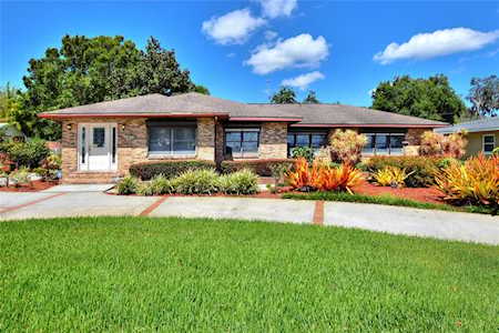 425 W Lake Elbert Dr NE Winter Haven, FL 33881