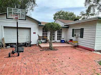 13762 74th Ave Seminole, FL 33776