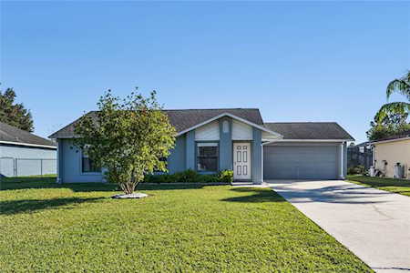 908 Halifax Dr Kissimmee, FL 34758
