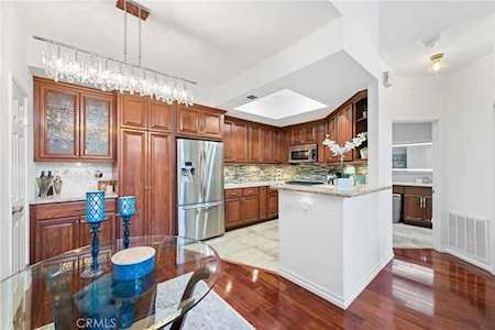 19431 Rue De Valore #13M Lake Forest, CA 92610