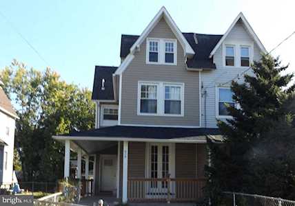 219 Sharon Ave Sharon Hill, PA 19079