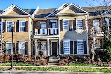 1422 Burnside Dr Franklin, TN 37067