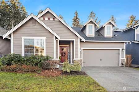 10190 Sentinel Loop Gig Harbor, WA 98332