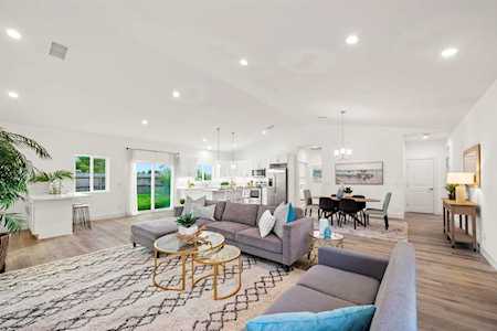 5125 Bellvale Ave San Diego, CA 92117