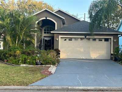 2321 Paulette Dr Haines City, FL 33844
