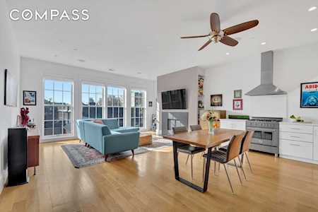 346 93rd St #2-A Brooklyn, NY 11209