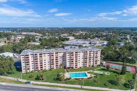 1776 6th St NW #407 Winter Haven, FL 33881