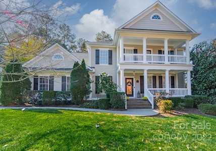 4358 Rustling Woods Dr Denver, NC 28037