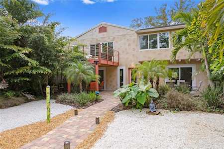716 19th Ave N St. Petersburg, FL 33704