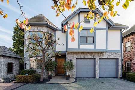 7397 Alicante Road Carlsbad, CA 92009