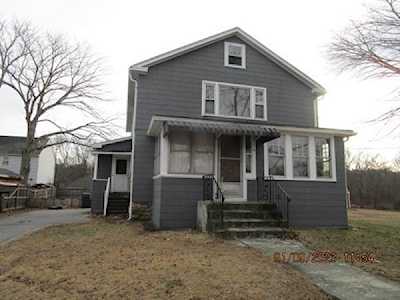 9 Arcadia St Grafton, MA 01560