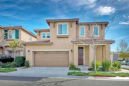 205 Oberlander Way Fallbrook, CA 92028