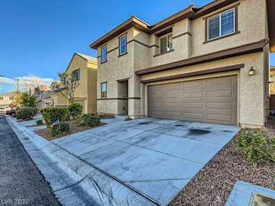 10613 Derby Peak Ln Las Vegas, NV 89166