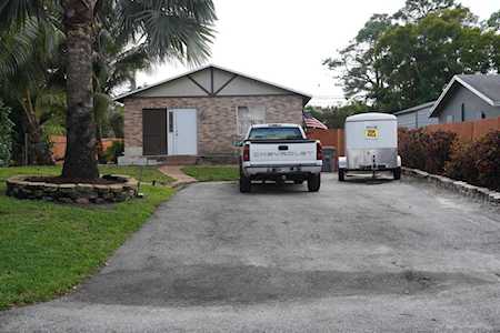 5146 Ferndale Drive Delray Beach, FL 33484