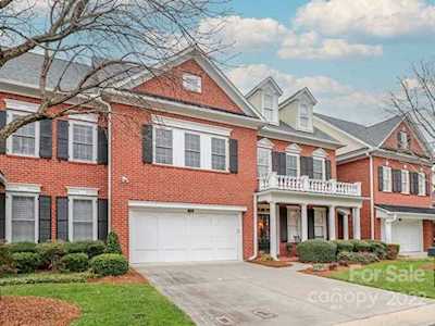 7610 Dahlia Blossom Dr Charlotte, NC 28226
