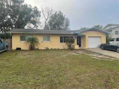 1585 Linwood Dr Clearwater, FL 33755