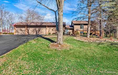 128 W Cutter Ln Lake Barrington, IL 60010