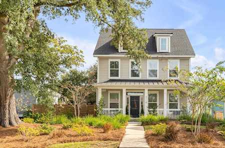 5118 W Dolphin St North Charleston, SC 29405