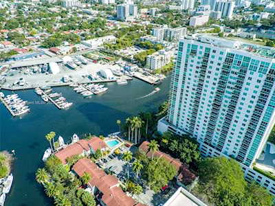 1901 NW S River Dr #50E Miami, FL 33125