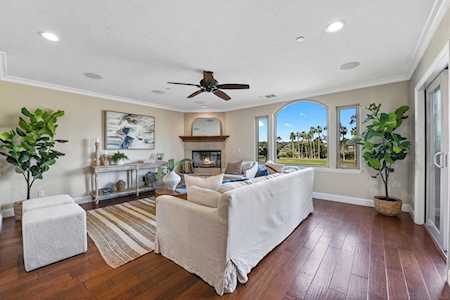 7614 Camino Abierto Carlsbad, CA 92009